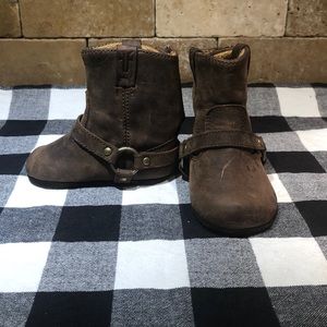 Baby Frye boots size 2